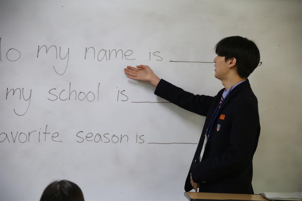 230318 토요영어학교 개강식 (8).JPG