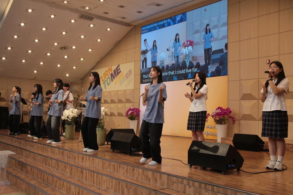 230521 주일예배 (1).JPG
